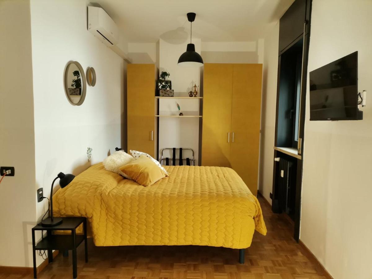 Guesthouse Tree Rooms Industrial Bergame Extérieur photo