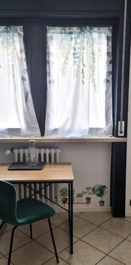 Guesthouse Tree Rooms Industrial Bergame Extérieur photo